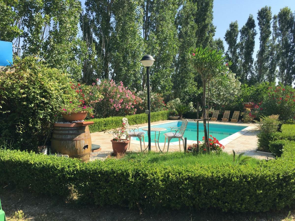 Villa Oasi-Матера Екстериор снимка
